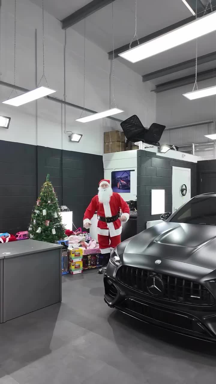 Video post from spotlessdetailing_group.