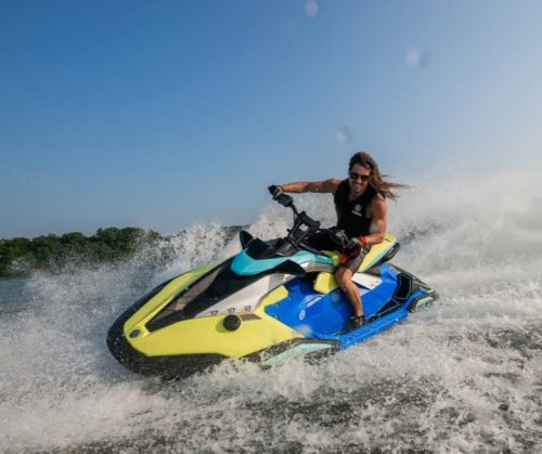 Carousel post from bertsmegamall.