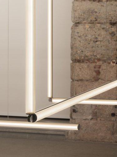 Carousel post from onofficemag.