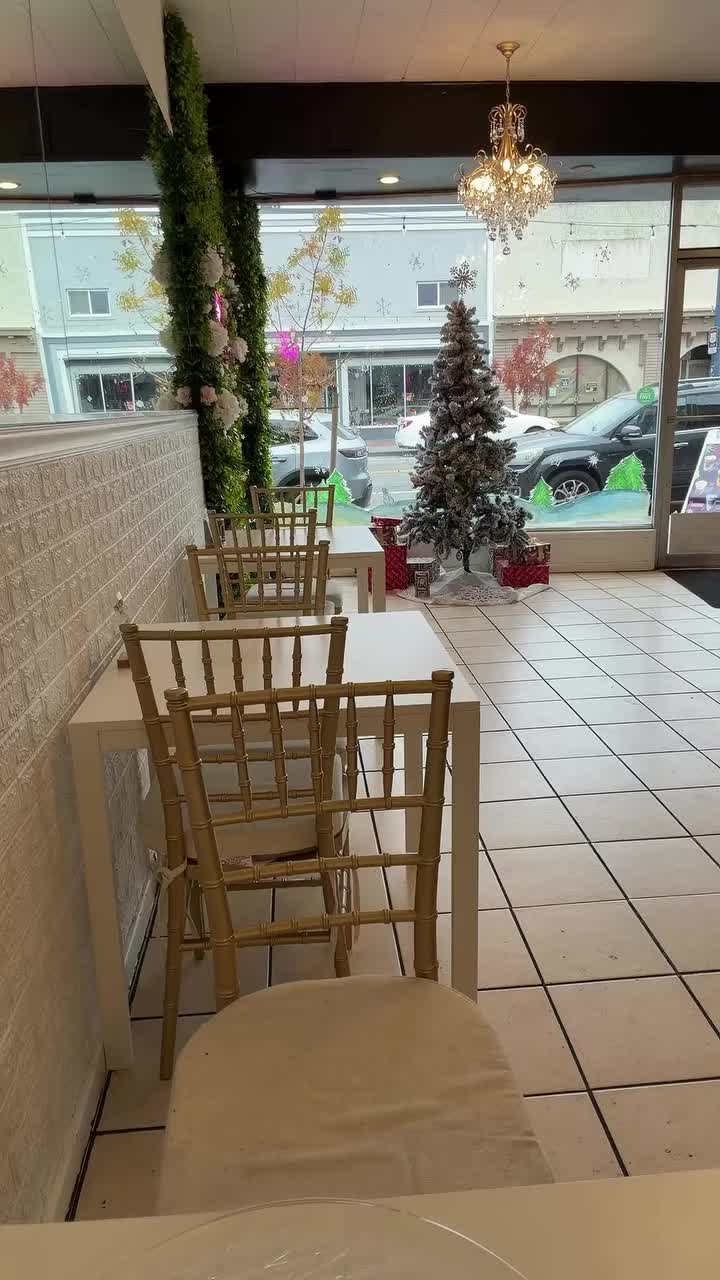 Video post from famous_creations_catering.