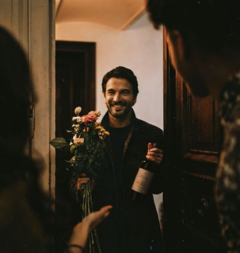 Carousel post from clubdvin.