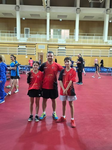 Carousel post from turkiyemasatenisifederasyonu.