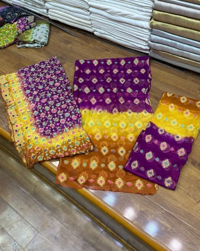 Carousel post from akbar_fabrics_.