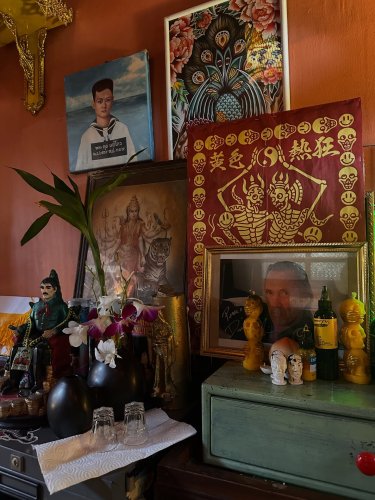 Carousel post from jitanforcier.