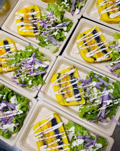 Carousel post from miditreizepontarlier.