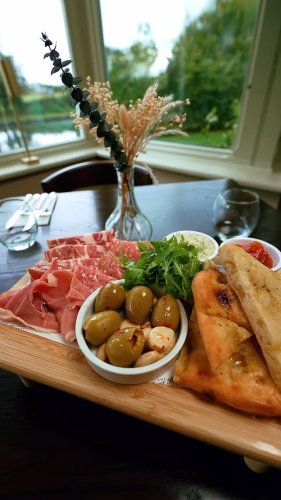 Video post from themoathouse.