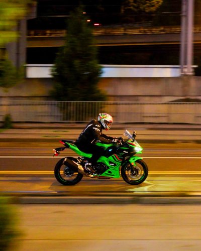 Carousel post from bertsmegamall.