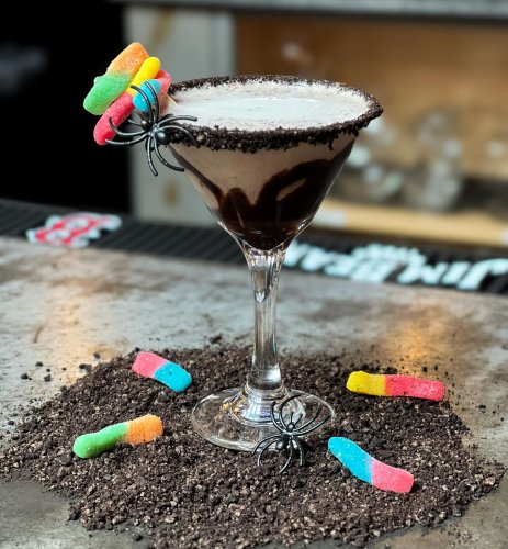 Photo post from laurasbarandgrill.