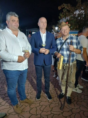 Carousel post from sremskatelevizija.