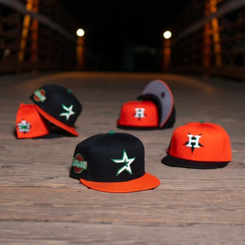 Carousel post from exclusive.fitted.