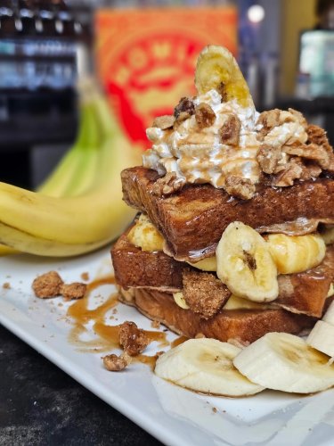 Photo post from laurasbarandgrill.