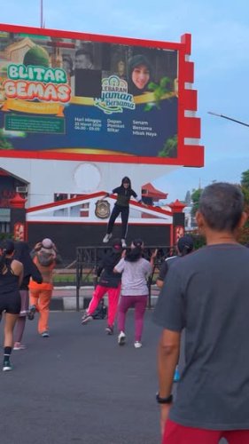 Video post from pemkotblitar.