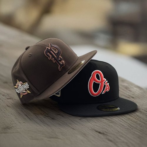 Carousel post from exclusive.fitted.