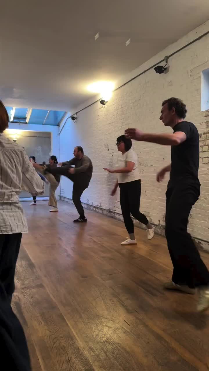 Video post from azischooloftaiji.