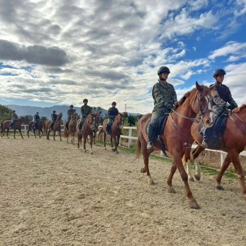 Carousel post from escuelamilitaroficial.