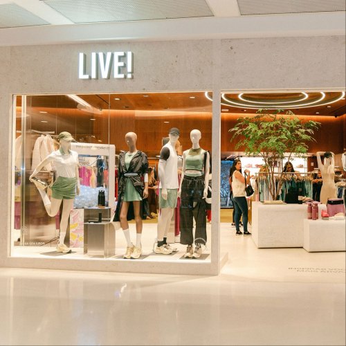 Carousel post from liveoficial.