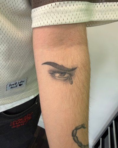 Photo post from lovetattoossandhurst.