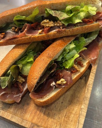 Photo post from miditreizepontarlier.