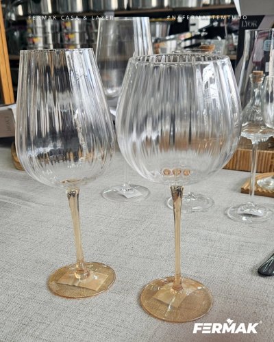 Photo post from fermakoficial.