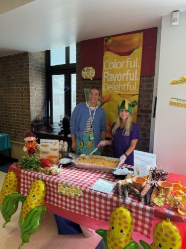 Carousel post from pomptonian.