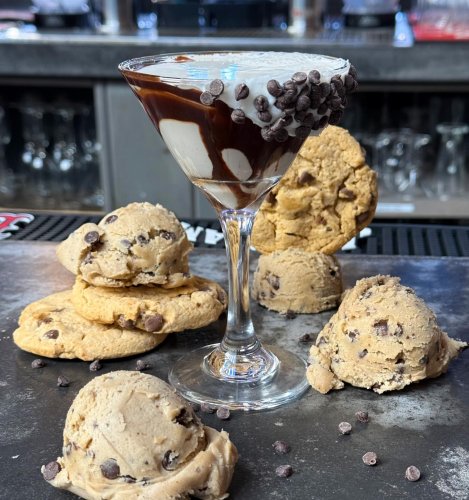 Photo post from laurasbarandgrill.