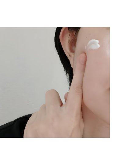 Carousel post from dermed_official.