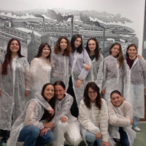 Carousel post from ellacuriazurbaranbhi.