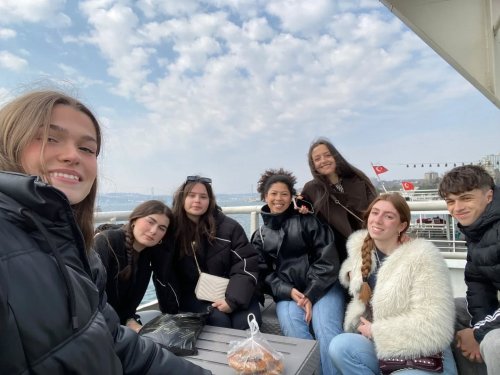 Carousel post from ellacuriazurbaranbhi.