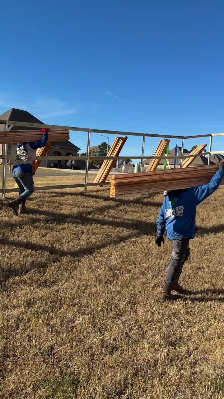 Video post from loosianafenceandpatios.