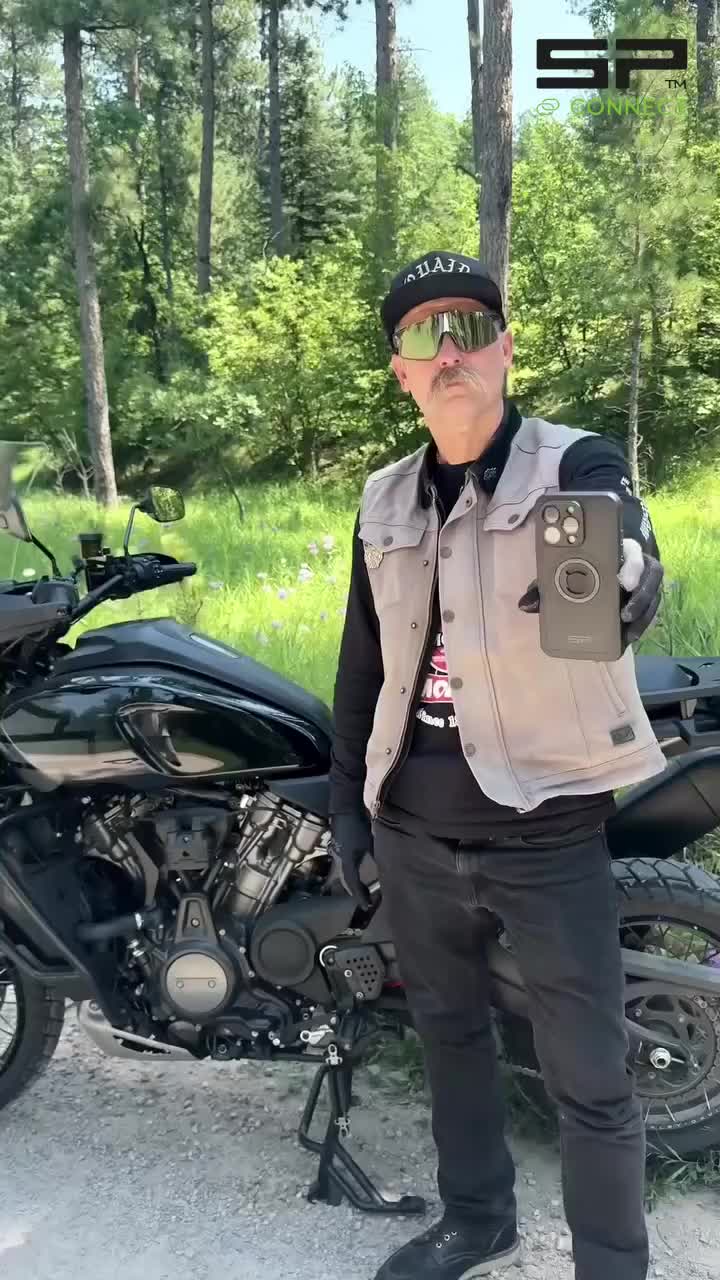 Video post from motomax.