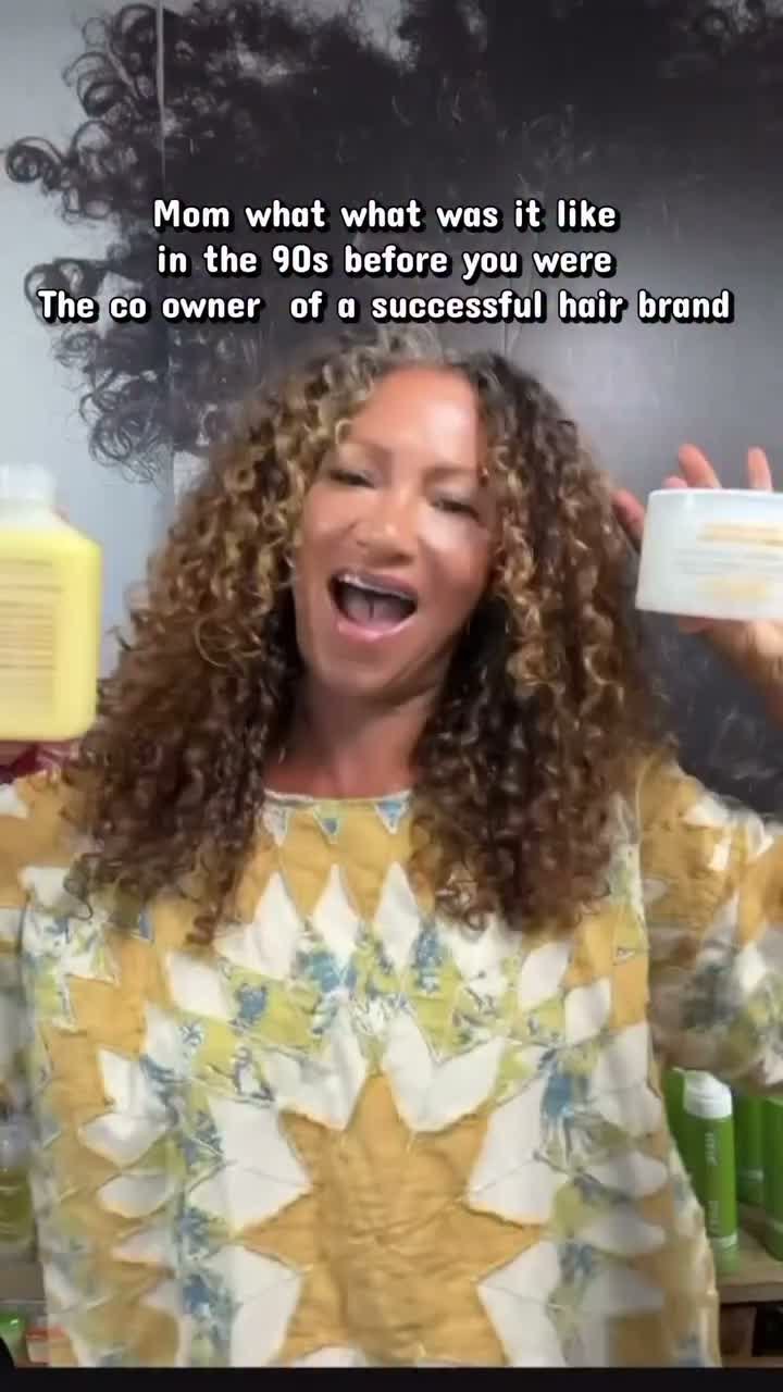 Video post from mixedchickshair.