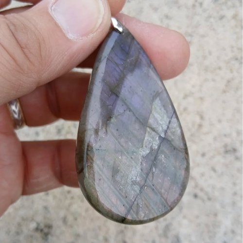 Carousel post from lemondemagiquedescristaux.