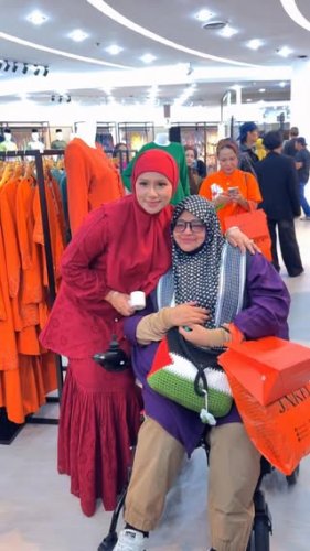 Video post from jakeltextile.