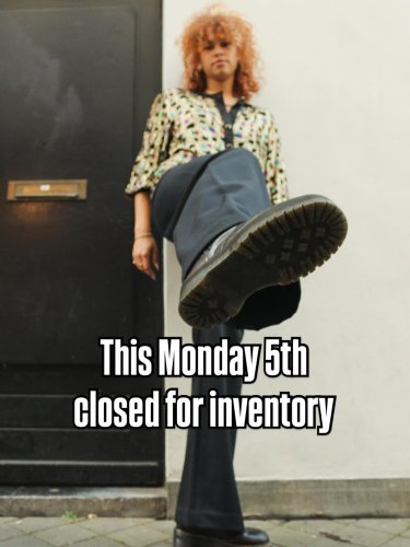 Photo post from dotnsquare_vintage.