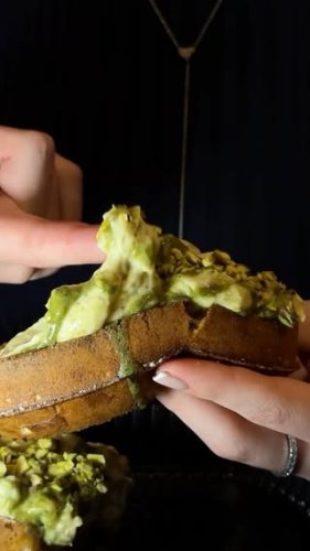 Video post from coffeeandwafflescz.