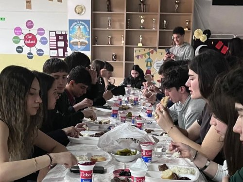 Carousel post from ellacuriazurbaranbhi.