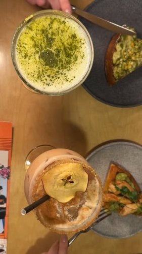 Video post from coffeeandwafflescz.