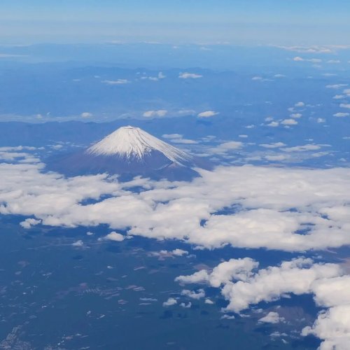 Carousel post from takashi_nigata.