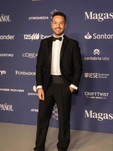 Photo post from trajes_guzman.