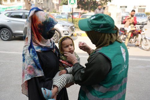 Carousel post from pakfightspolio.