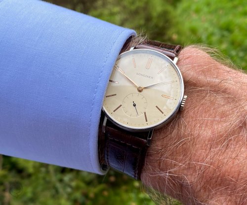 Carousel post from schoenesammleruhren.