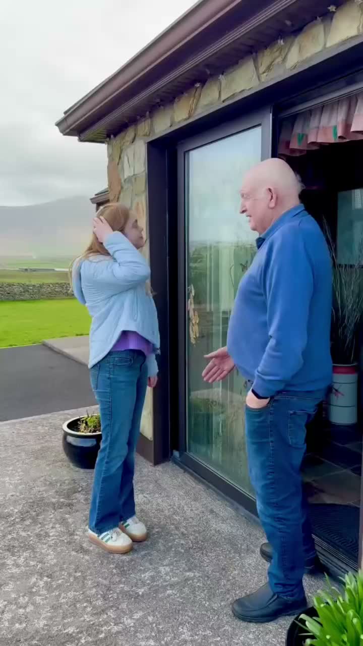 Video post from dinglepeninsulatourism.