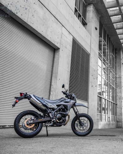 Carousel post from bertsmegamall.