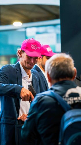 Video post from salonautolyon.