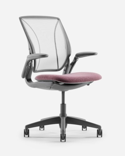 Carousel post from onofficemag.