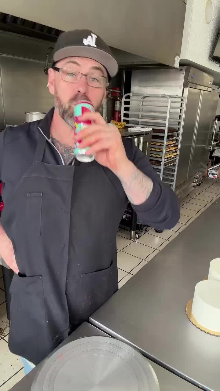 Video post from famous_creations_catering.