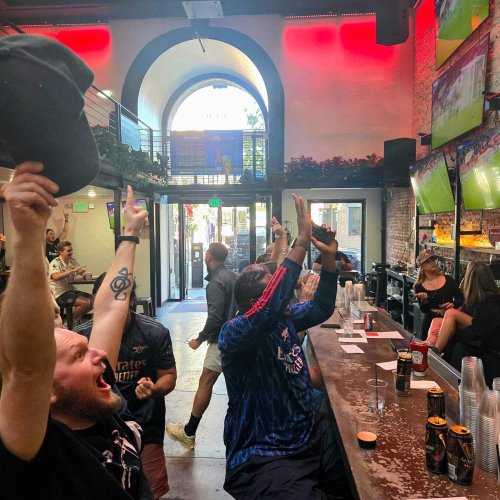 Carousel post from charmcitygooners.