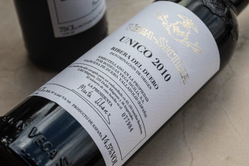 Photo post from clubdvin.