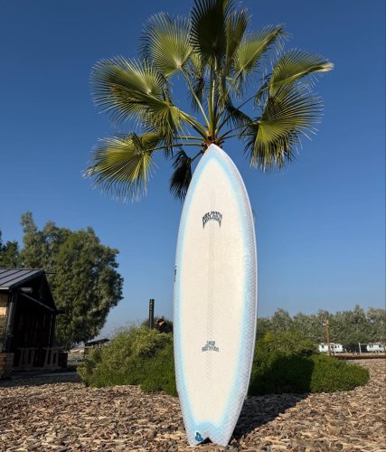 Carousel post from libtechsurf.