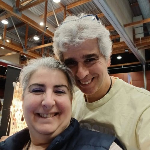 Carousel post from lemondemagiquedescristaux.